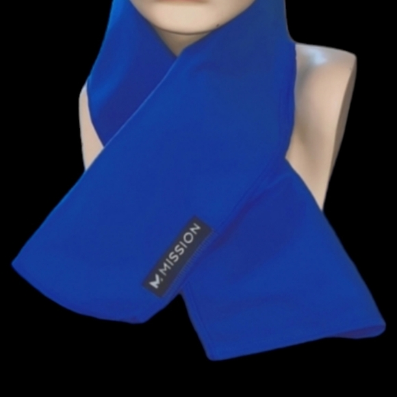 Mission  "COOLING TOWEL"  Reusable Instant Cooling Towel - Picture 1 of 5